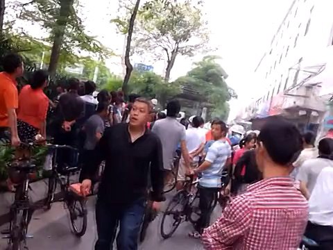 В Китае пропал известный защитник прав рабочих