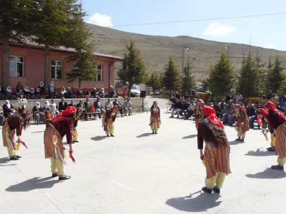 23nisan2014 HALK OYUNLARI