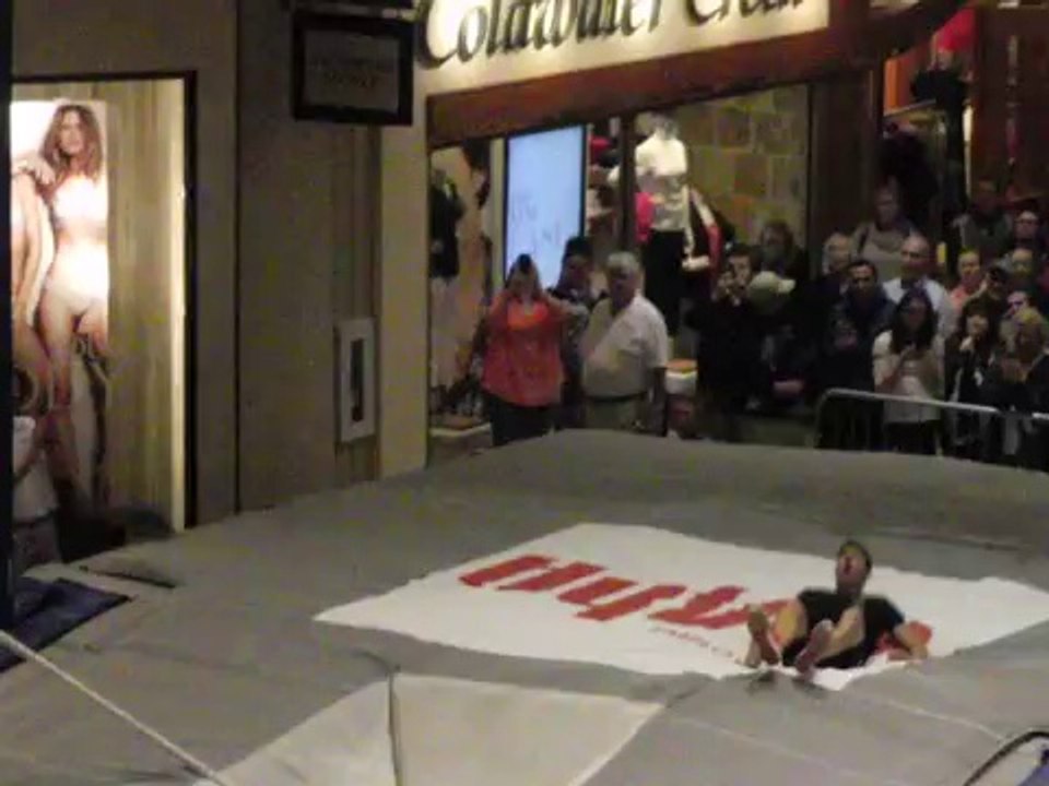 Steve Lewis 5.71m