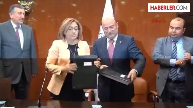 Sen Arasında Sözleşme İmzalandı