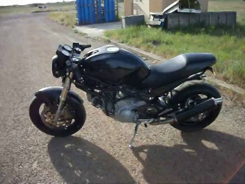 Demarrage DUCATI 900 mostro après restauration !