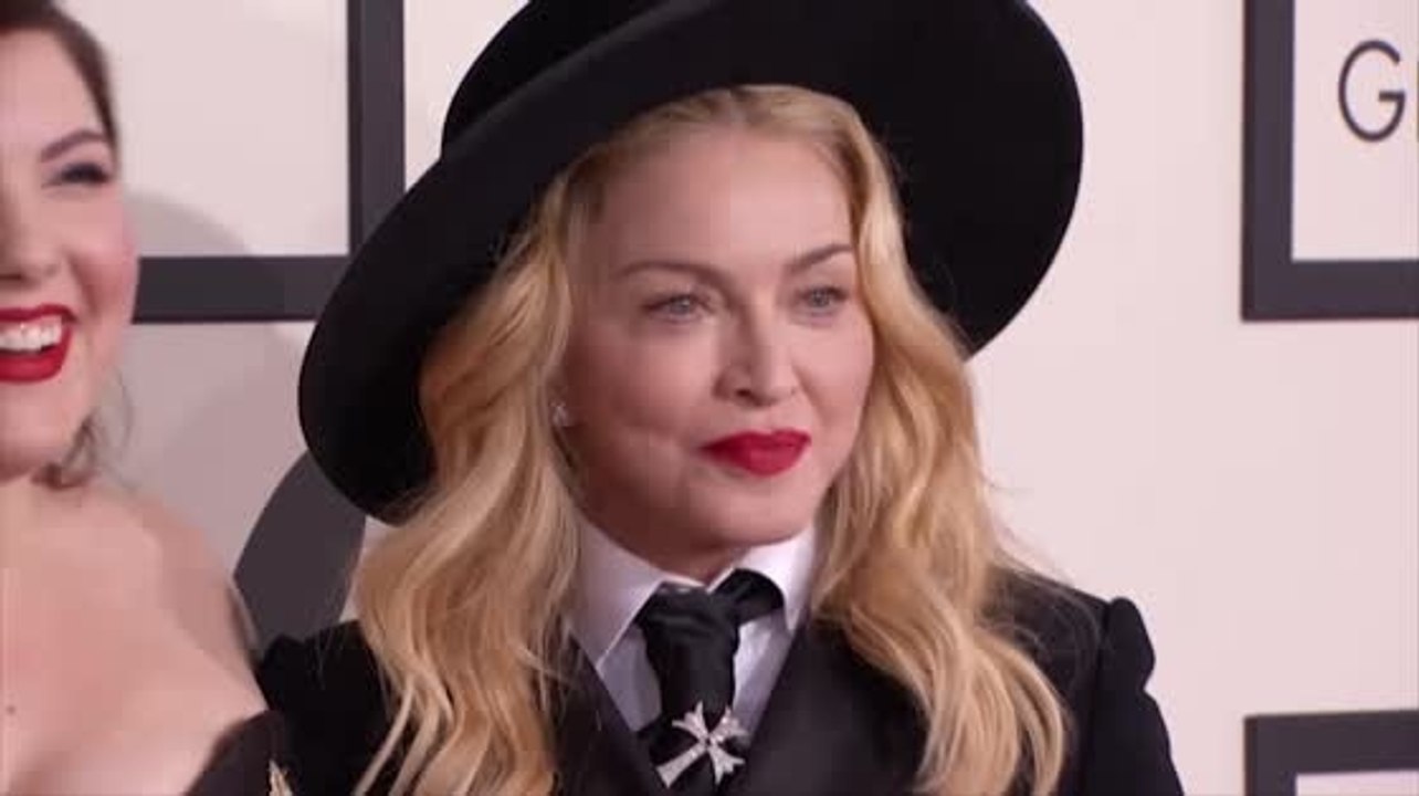 Aufruhr, weil Madonna Kohl als 'schwul' bezeichnet