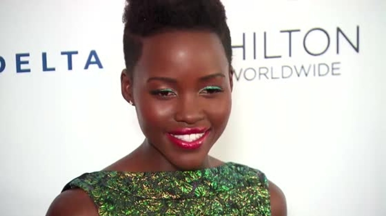 Scarlett Johansson y Lupita Nyong'o en negociaciones para "The Jungle Book"