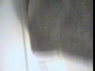 4bourre coincer dans un ascenceur