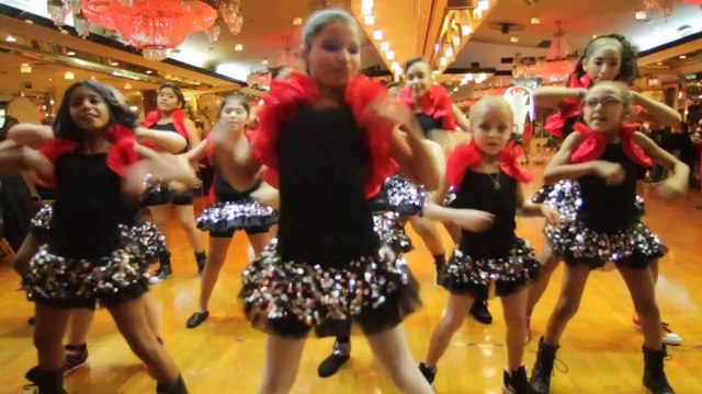 Kids Hip-Hop performance Nieves Christmas Gala 2013