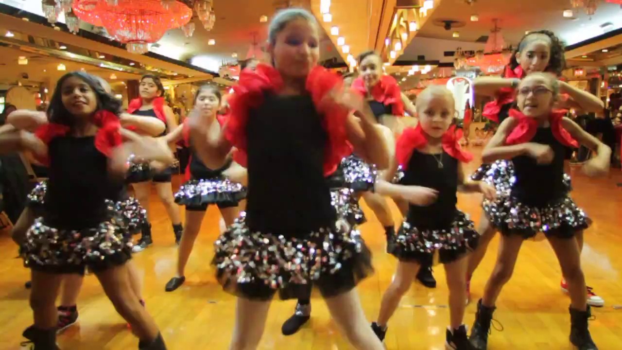 Kids Hip-Hop performance Nieves Christmas Gala 2013