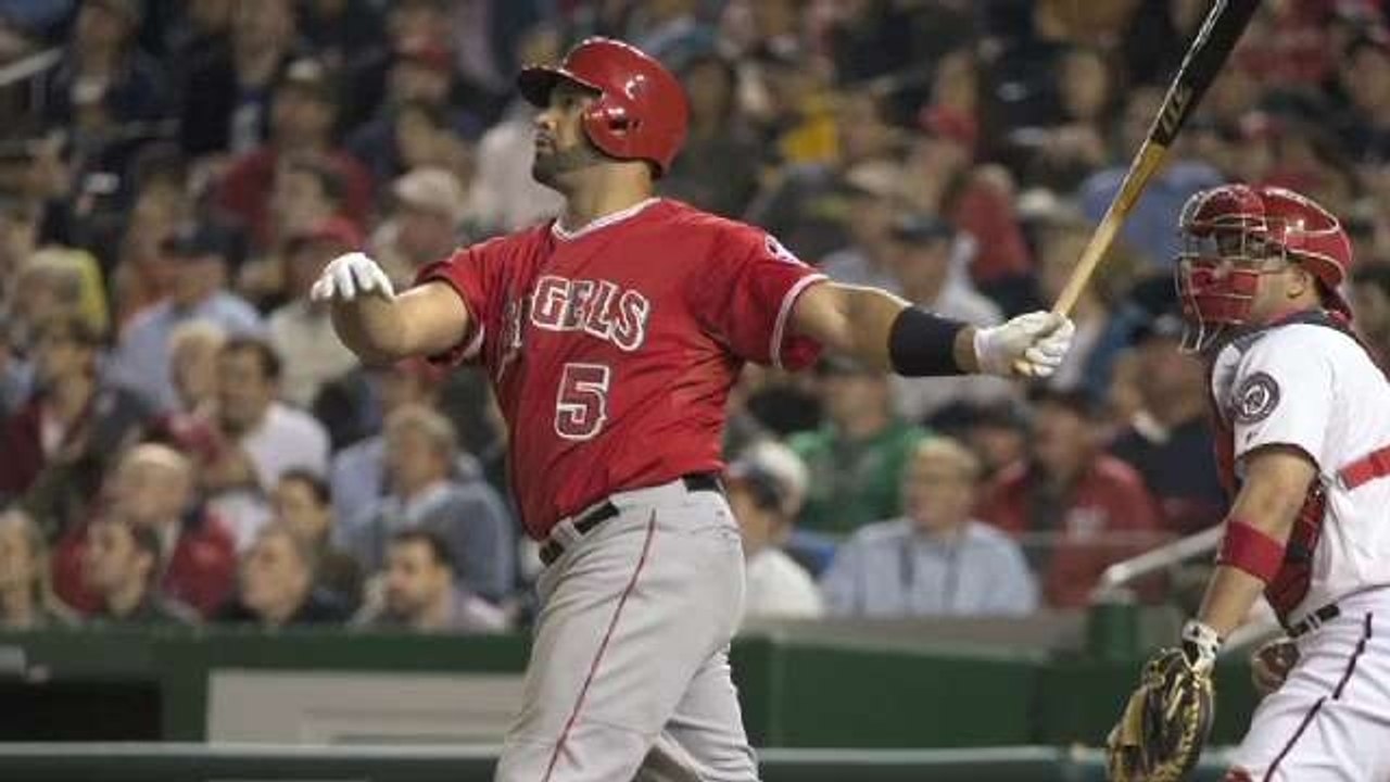 Albert Pujols Joins 500 Home Run Club