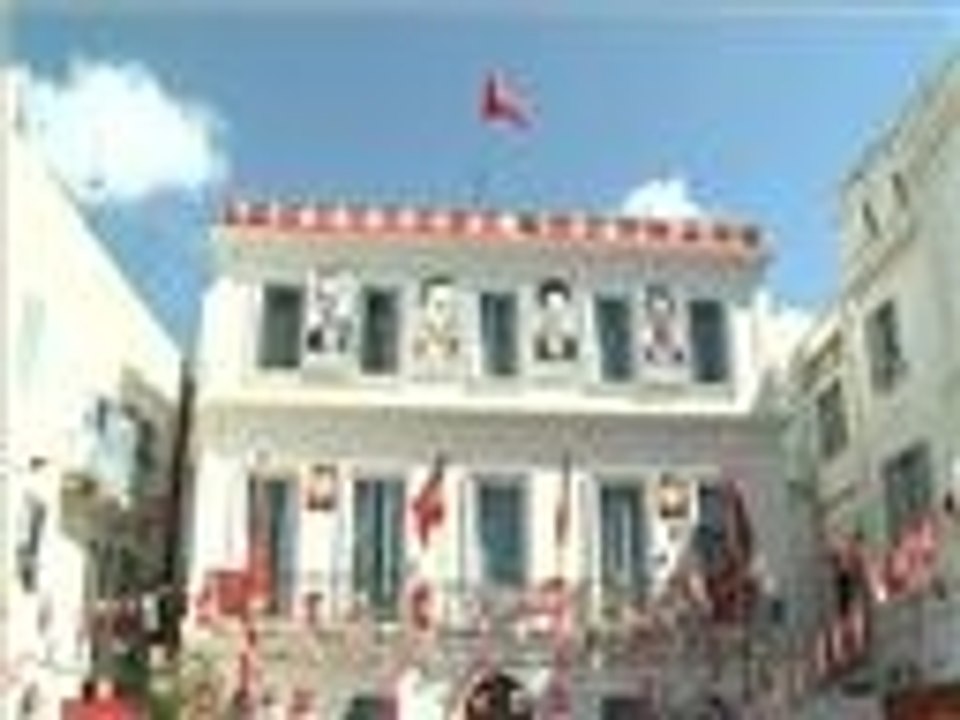 إضراب المعلمين يشل المدارس في تونس
