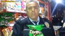 Enerjisini Lays ve Doritos Cipslerinden Alan Polis