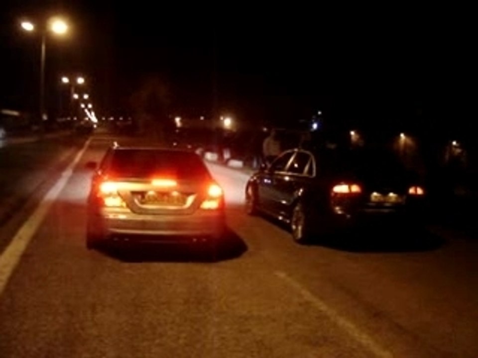 Run Mercedes SL55 vs Audi RS4