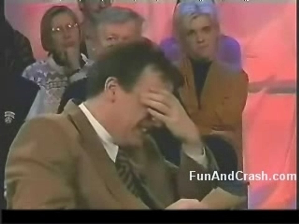 Régis présente une emission serieuse