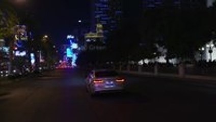 Cars that drive in sync with traffic lights