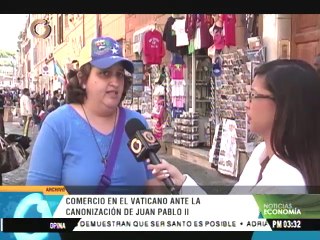 Crucifijos, rosarios y estampitas entre los artículos más vendidos por canonización del Papa Juan Pablo II