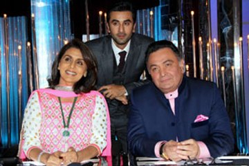 Ranbir Kapoor spends time with his family