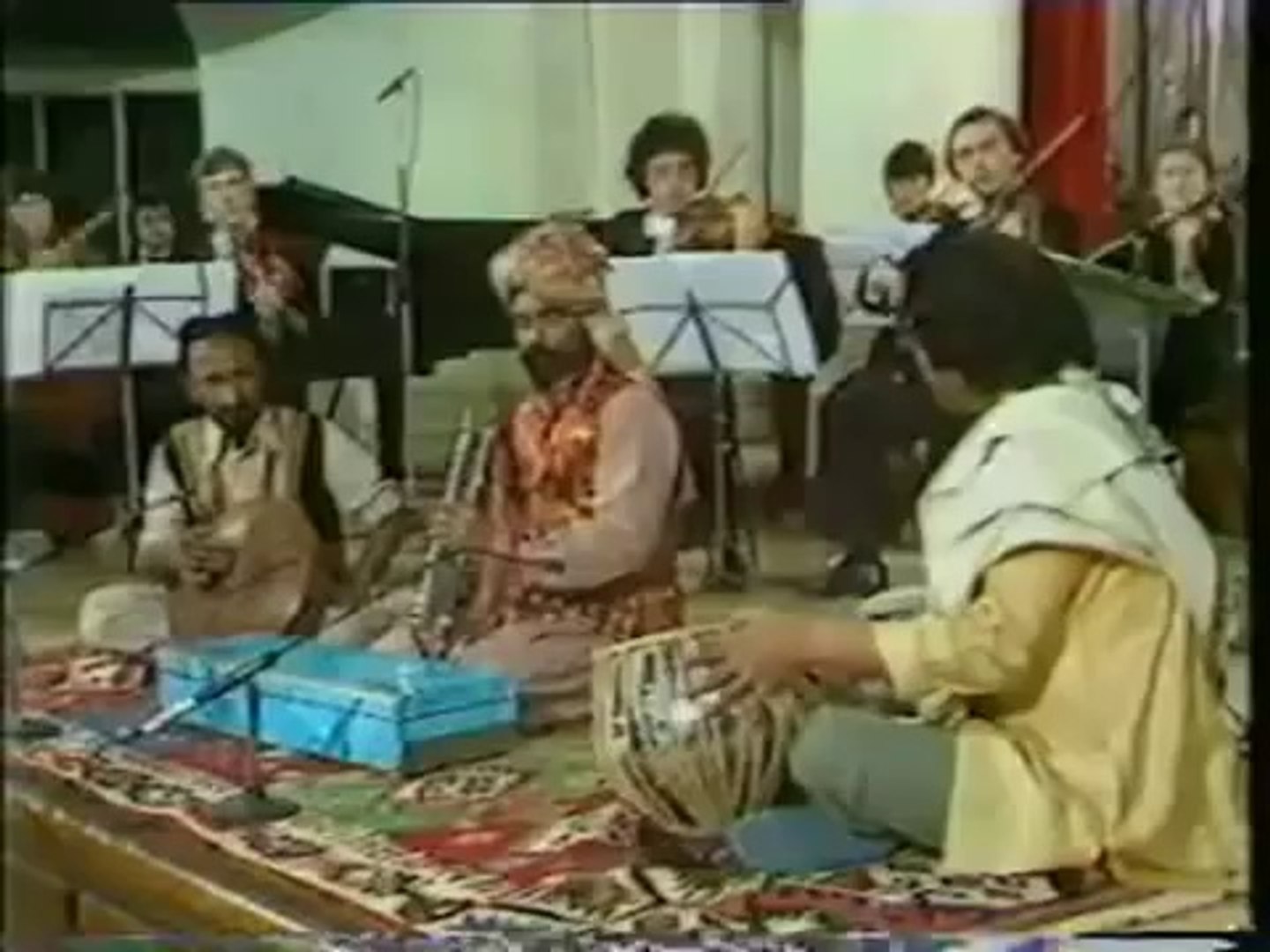 ⁣---khamisu khan King Of Alghoza beenoon .DAT Music Fusion in BBC UK folk music from pakistan - YouTu