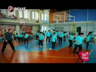 Ahmet Şimşek, kolej eğitiminde verdikleri hizmetleri aktarıyor.