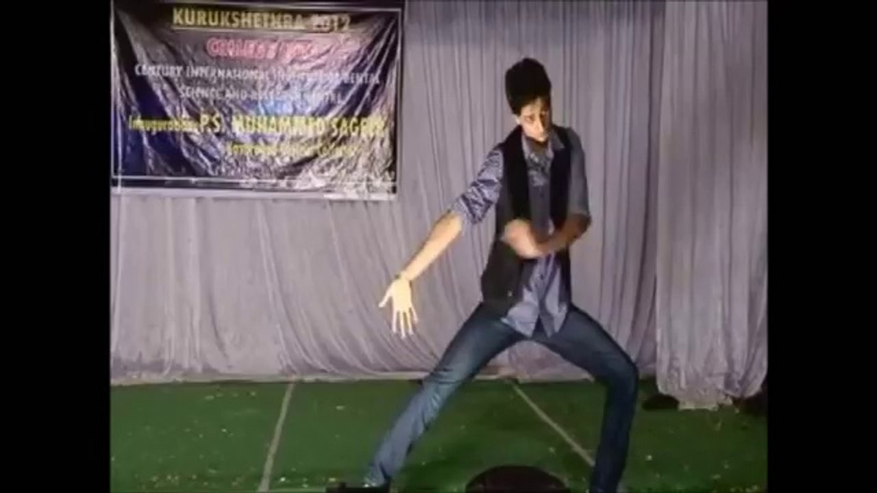 (Slow Motion Dance)
