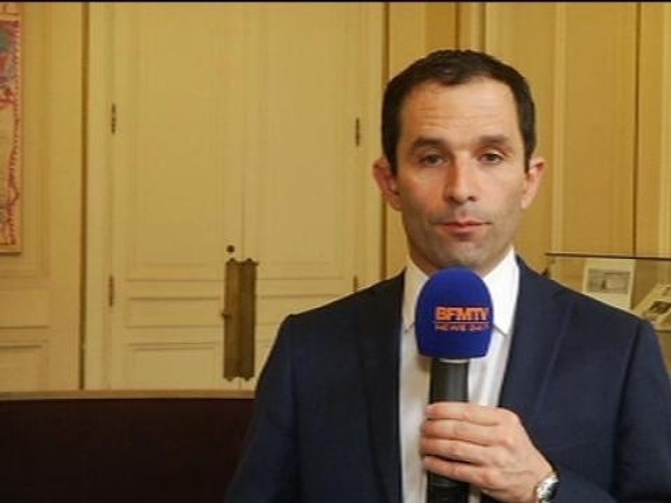 Rythmes scolaires: Hamon préconise de "concentrer les heures périscolaires sur une après-midi" - 25/04