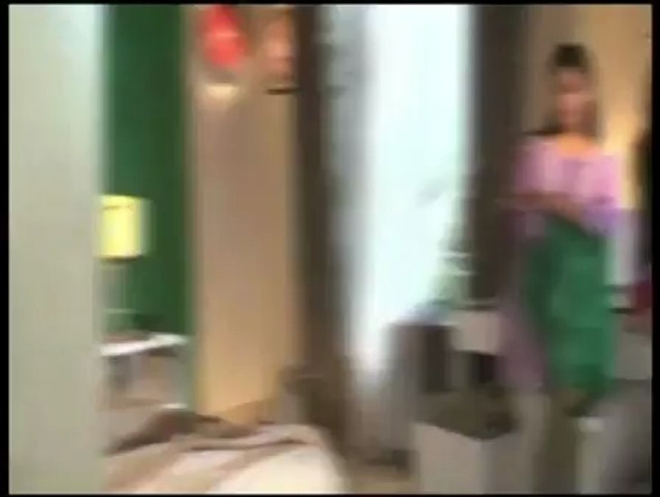 Yeh Hai Mohabbatein : Watch glam-doll Ishita - IANS India Videos