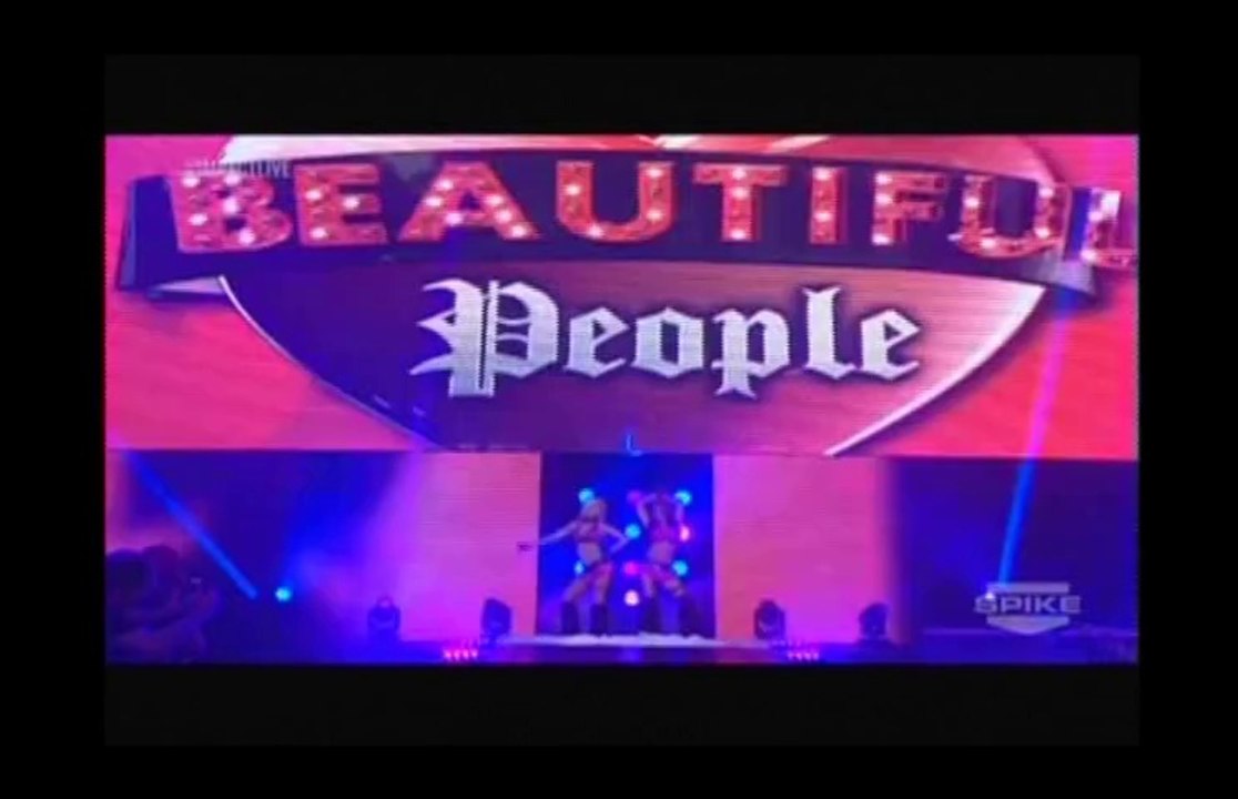 Velvet Sky and Angelina Love vs Madison Rayne and Gail Kim