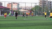 Imam çıkarken topu kaptırıyor.Özgür'den enfes arapası Aykut'a ve Goool!