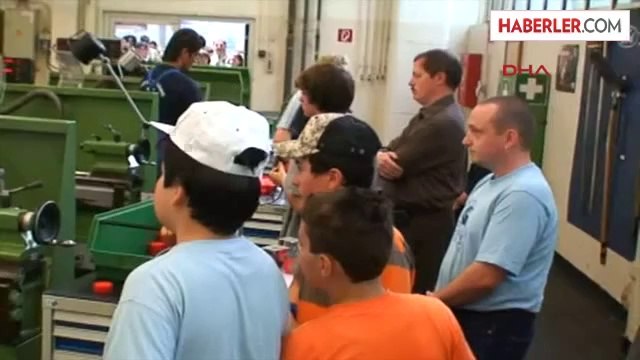 Yeşiller Partisi Milletvekili Arif Ünal 'Öğretmen Tavsiye Eder Ancak Kararı Aile Verebilir?