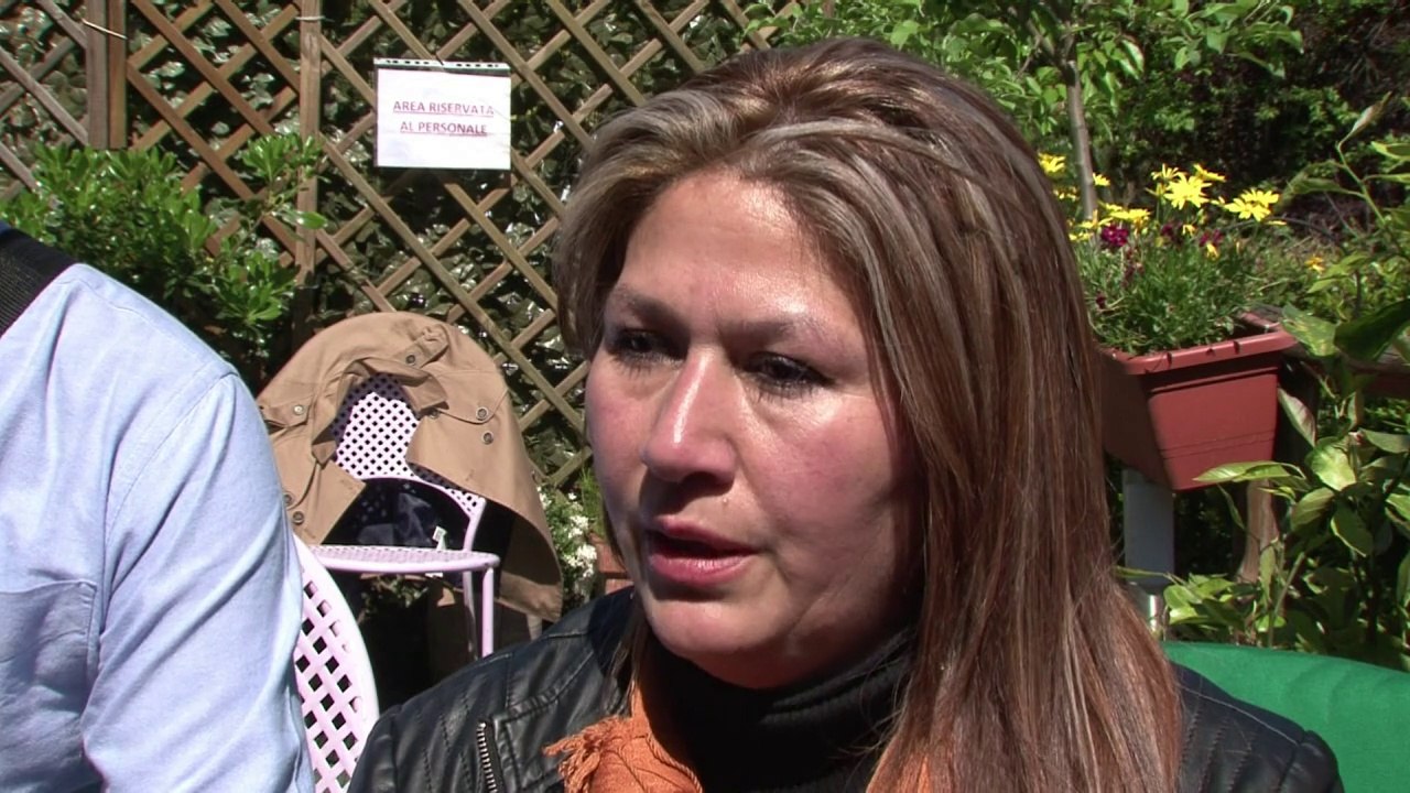 La "miraculée" de Jean-Paul II : "ses mains sont sorties de la photo"