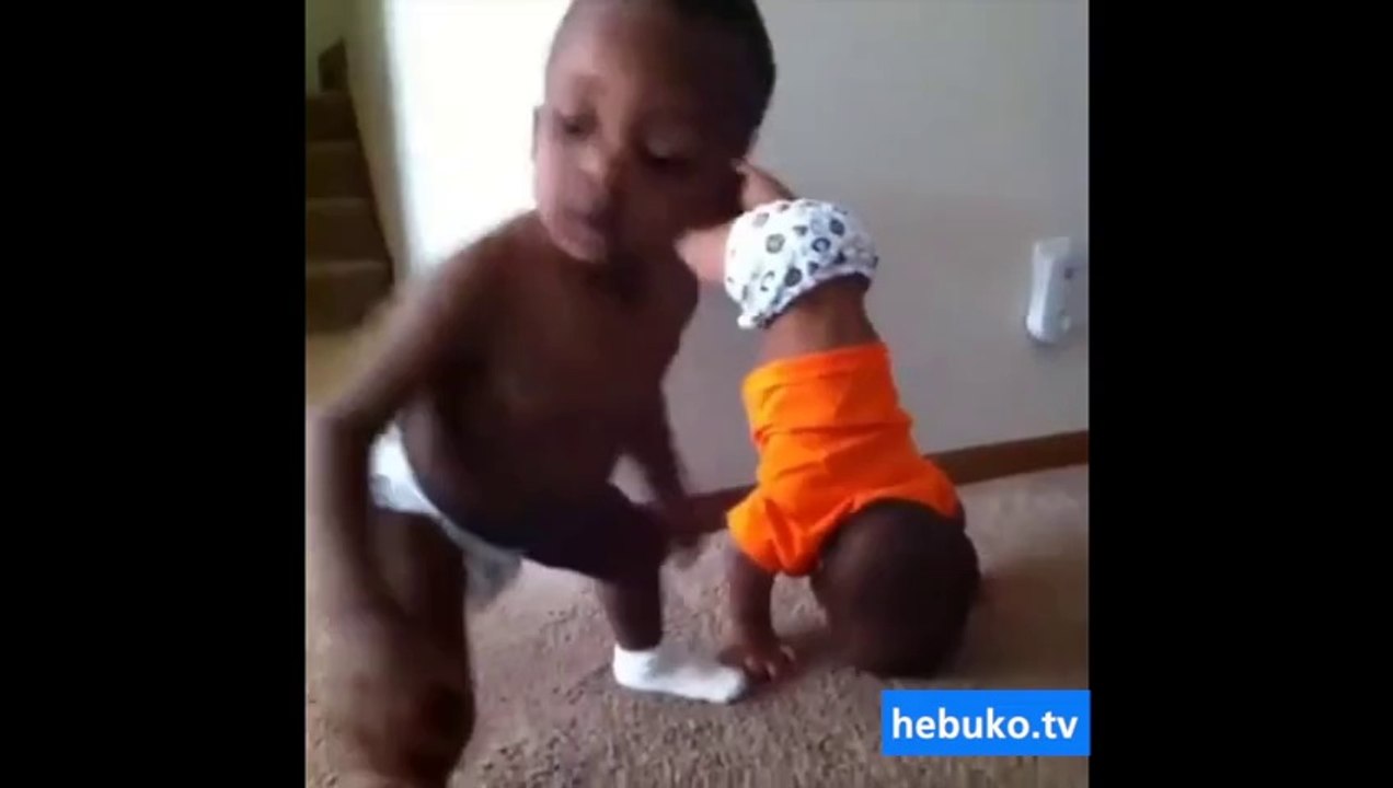Bebeklerden Twerk