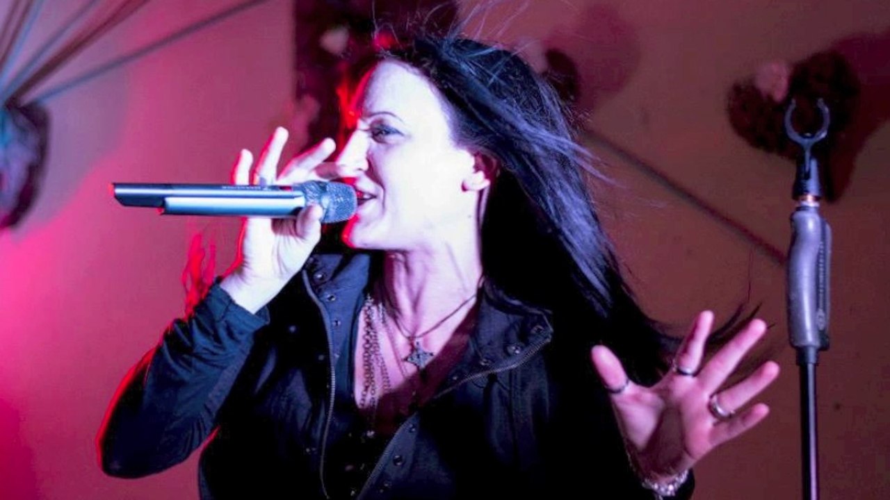 Calvin Harris - Under control (Axelle MAS cover )