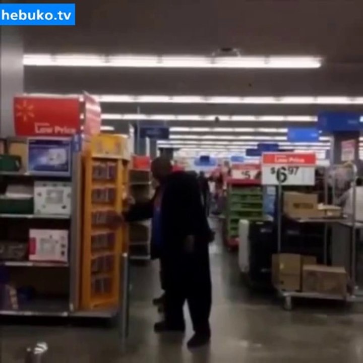 Markette titanic yapan arkadaşlar