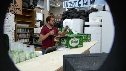 Thomas Hirschhorn / Flamme Éternelle | Palais de Tokyo