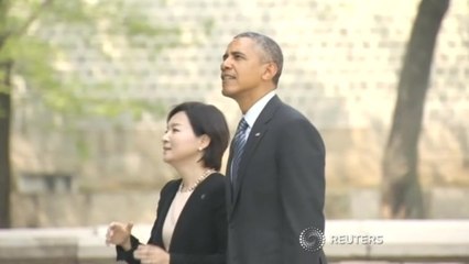 Obama visits ancient Korean palace in Seoul