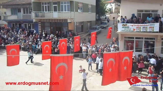 Erdoğmuş Şehit Ramazan Demirci İlkokulu 3-A Sınıfı Öğrencilerinin 23 Nisan 2014 Ulusal Egemenlik ve Çocuk Bayramı Gösterisi