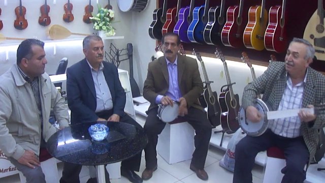 ÇÜMBÜŞCÜ FİKRET GÜL ve ARKADAŞLARININ AŞIK ERCAN MÜZİK MERKEZİNİ ZİYARETLERİ