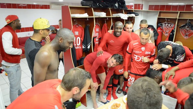 La joie des Dijonnais après le succès contre Nîmes (5-1)