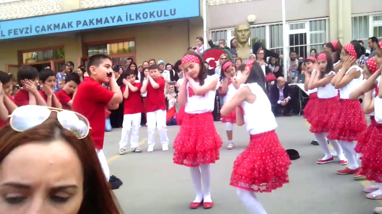 23   NİSAN  SINIF  GÖSTERİMİZ
