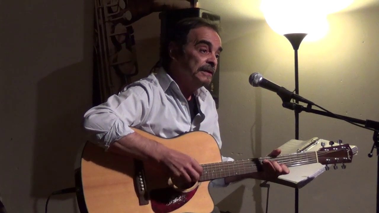 Salernes Var Richard Daumas chante BRASSENS àu restaurant L’ENDROIT le Vendredi 25 avril 2014 Salernes Dracénie Var