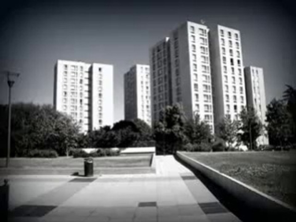 Argenteuil (95) : visite de la cité "Le Val d'Argent"