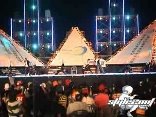 Expression Crew - Marionette Performance