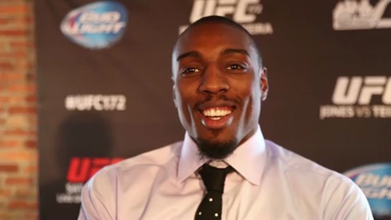 Phil Davis: Why Jon Jones is like a chicken sandwich