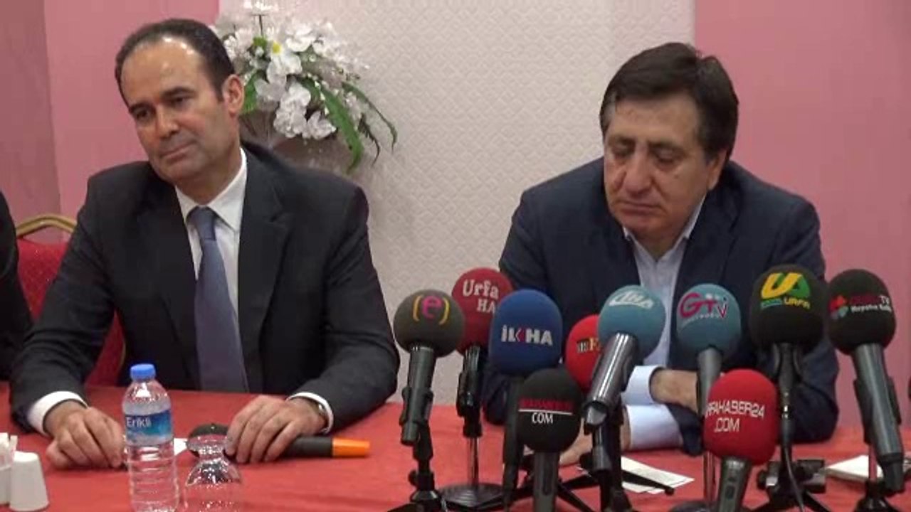 vali izzettin küçük basın buluşması