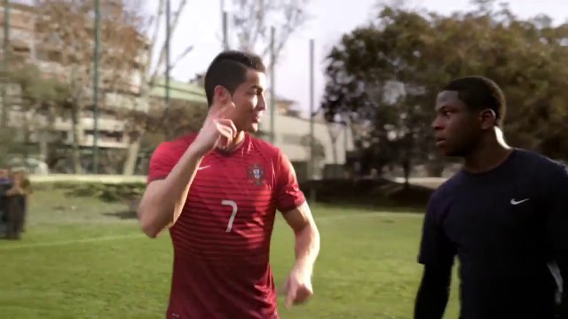 Ronaldo, Neymar Jr., Rooney, Ibrahimović, Iniesta ans la nouvelle pub NIKE! Enome...