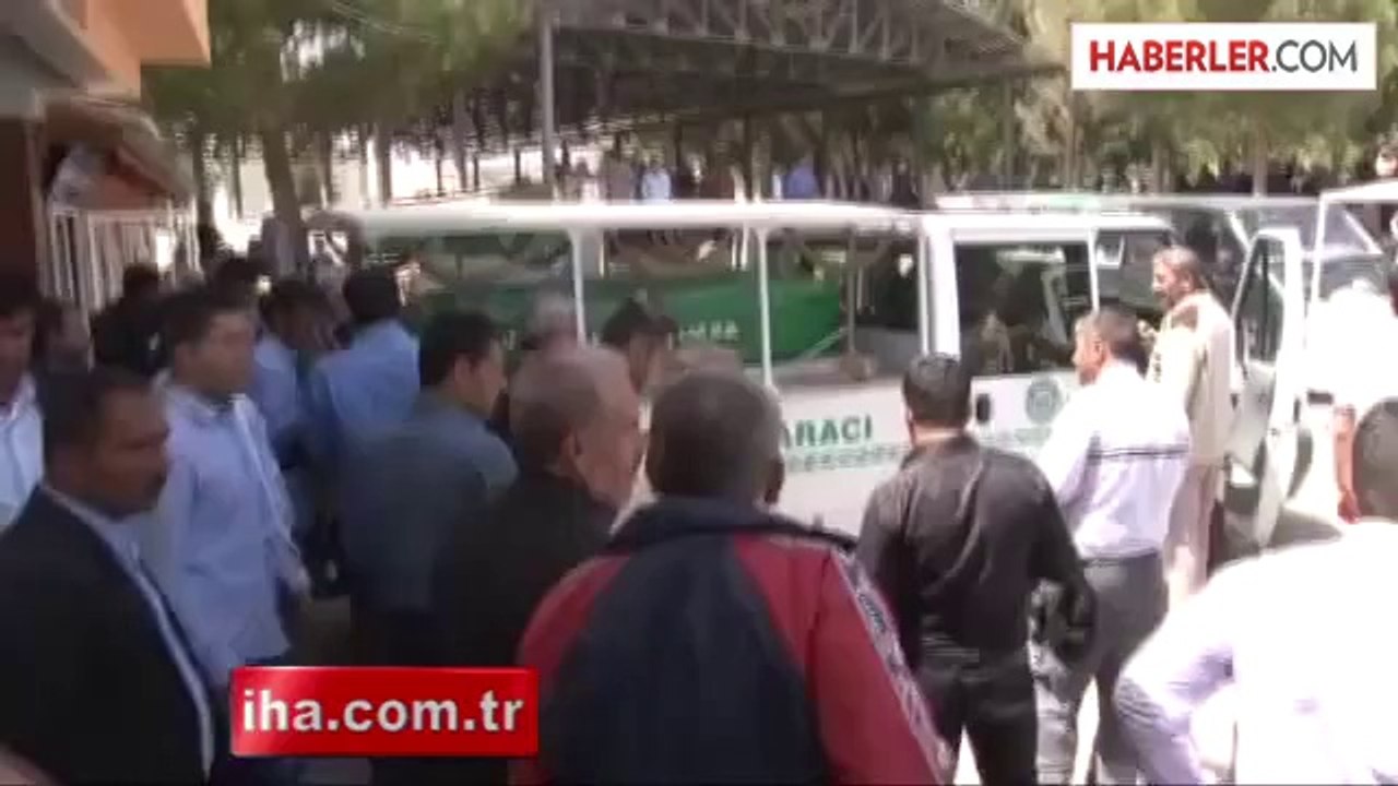 3 Çocuk Annesi, Evinde Boğazı Kesilmiş Halde Bulundu