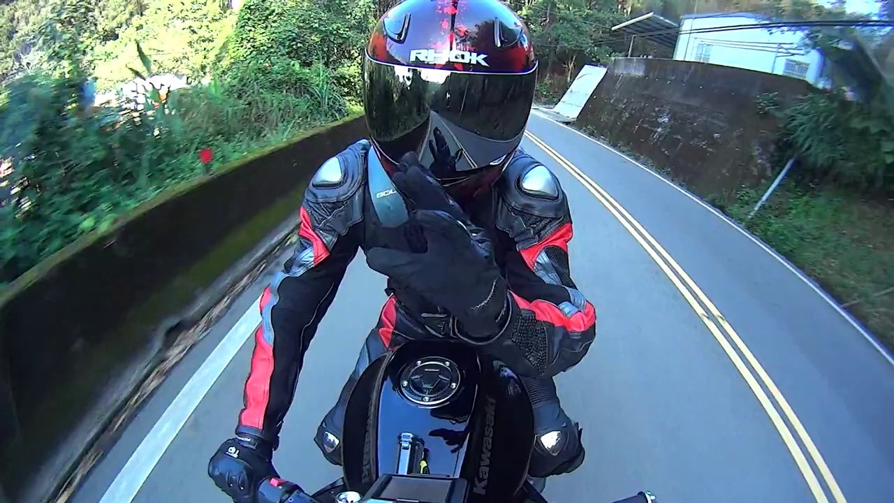 How NOT to Take a Corner on a Motorcycle