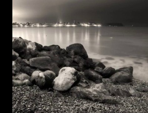 Hüseyin yildırım-Kayanın Dibinde