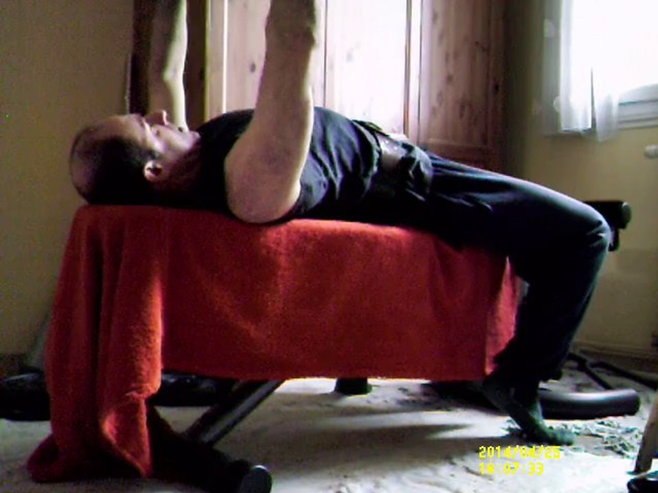 developé couché haltère 8 reps 35kg le 26/04/14