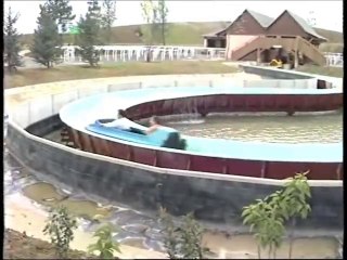 MIRAPOLIS : Retour dans la descente des chutes