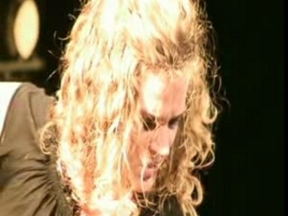 Ralenti danse sur chanson de Lara Fabian