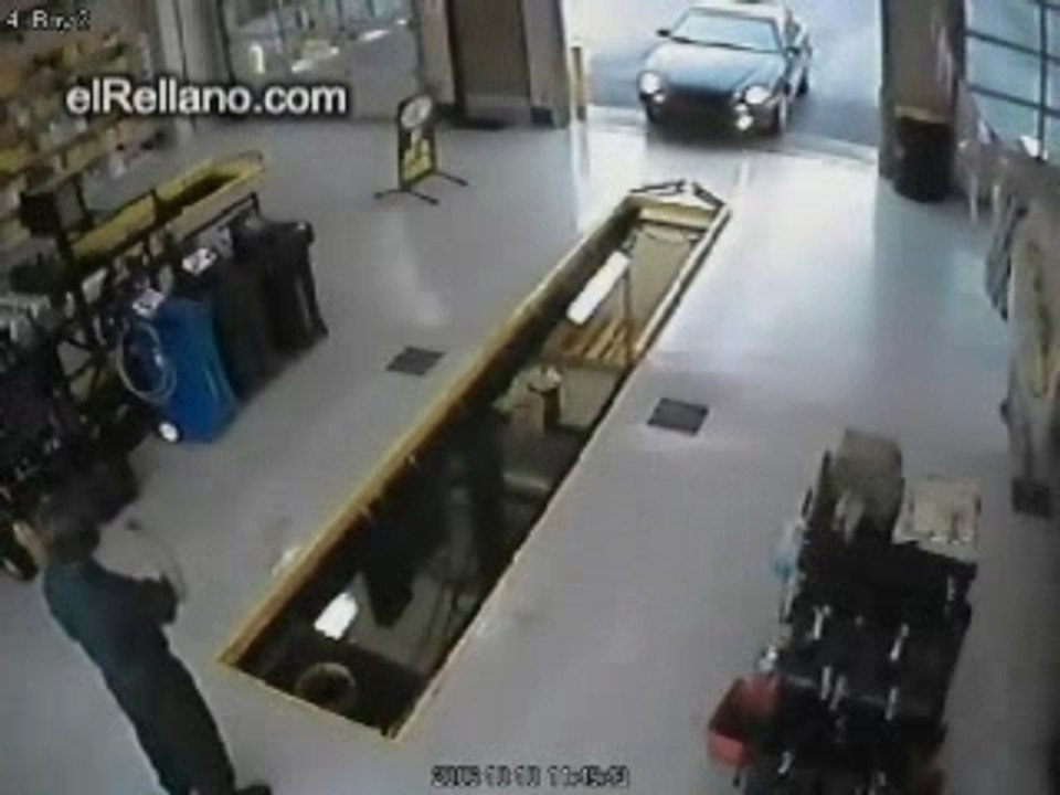 Funny - Accident in a Garage