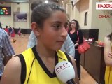 Küçük Kızların Baskette Azmi